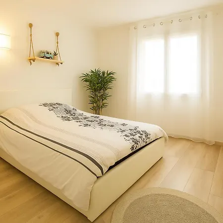 COSY Appartement confort de 50m2 à 150m de la Mer et du Centre ville, parking gratuit Canet-en-Roussillon Extérieur photo